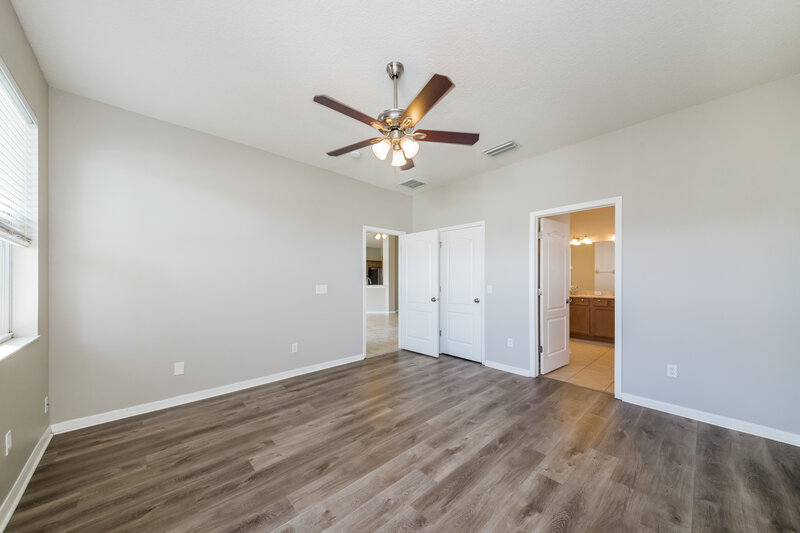 2,195/Mo, 12838 Hampton Hill Dr Riverview, FL 33578 Main Bedroom View 2