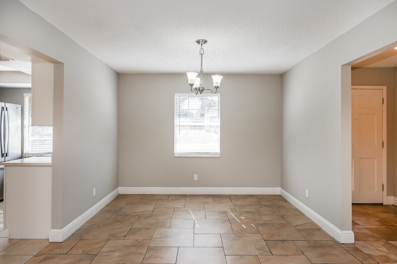 1,965/Mo, 607 Rollingwood Ln Valrico, FL 33594 Dining Room View