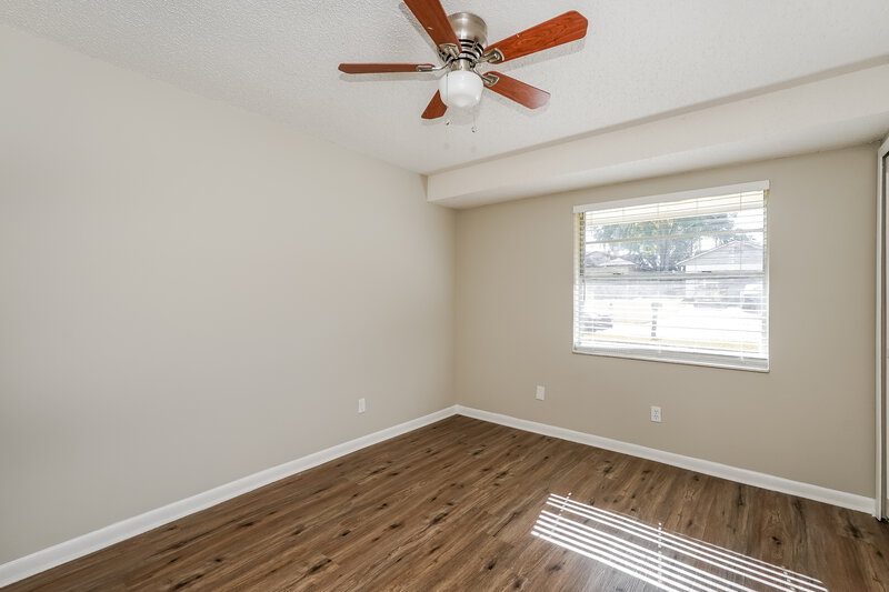 1,965/Mo, 607 Rollingwood Ln Valrico, FL 33594 Bedroom View