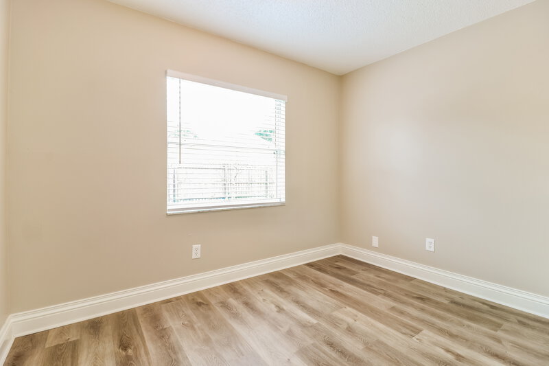 2,375/Mo, 6828 Swain Ave Tampa, FL 33625 Bedroom View 3