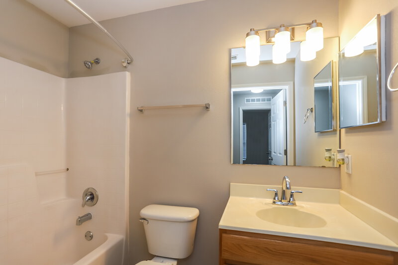 1,880/Mo, 13829 Gentle Woods Ave Riverview, FL 33569 Misc View 12