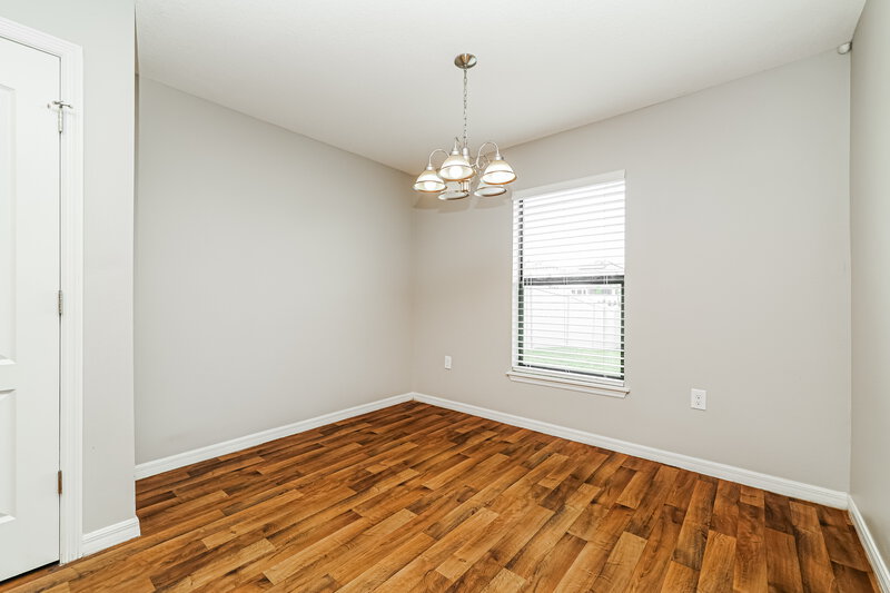 1,985/Mo, 720 Chatham Walk Dr Ruskin, FL 33570 Dining Room View