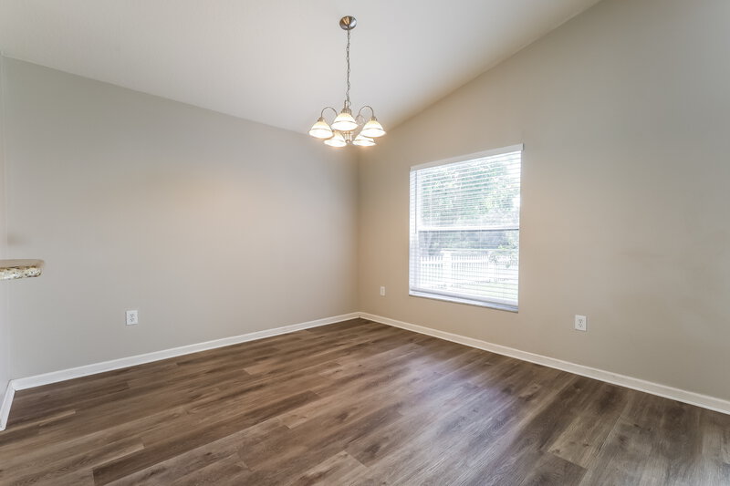 2,305/Mo, 1106 Summer Breeze Dr Brandon, FL 33511 Dining Room View