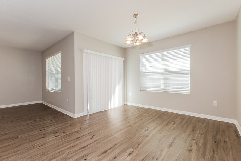 2,340/Mo, 10006 Warm Stone St Thonotosassa, FL 33592 Dining Room View