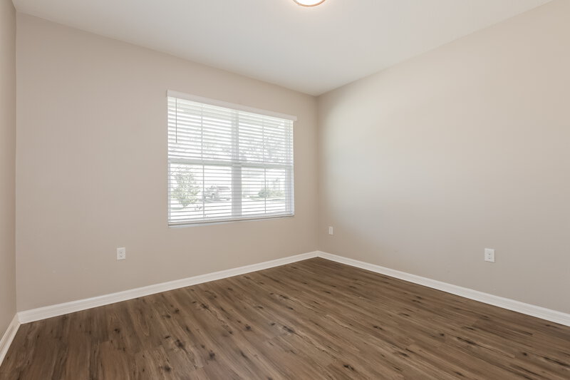 2,340/Mo, 10006 Warm Stone St Thonotosassa, FL 33592 Bedroom View