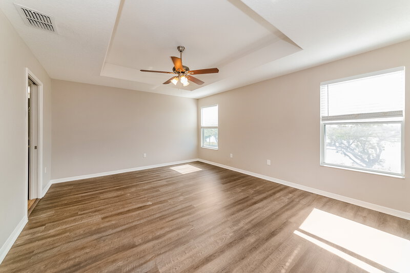 2,085/Mo, 1004 Seminole Sky Dr Ruskin, FL 33570 Main Bedroom View