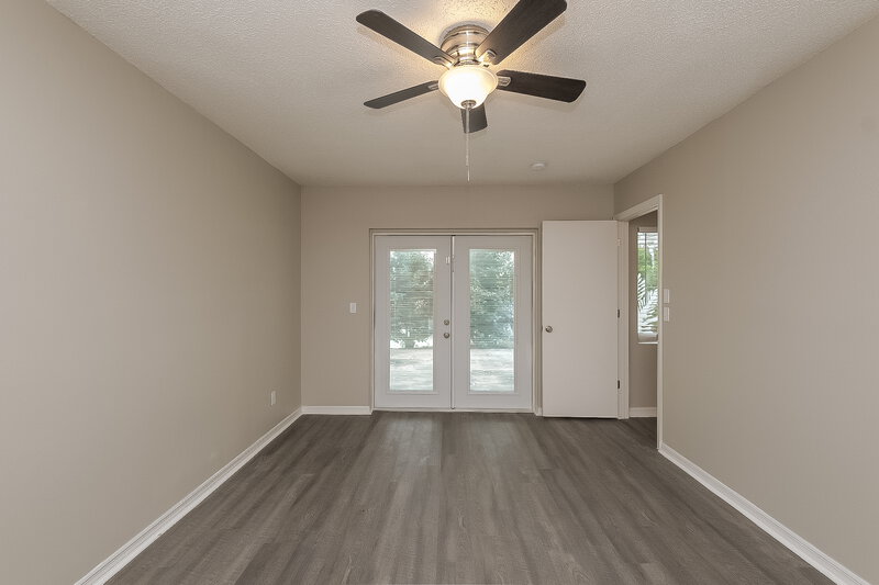 2,225/Mo, 4360 Grandwood Ln New Port Richey, FL 34653 Main Bedroom View