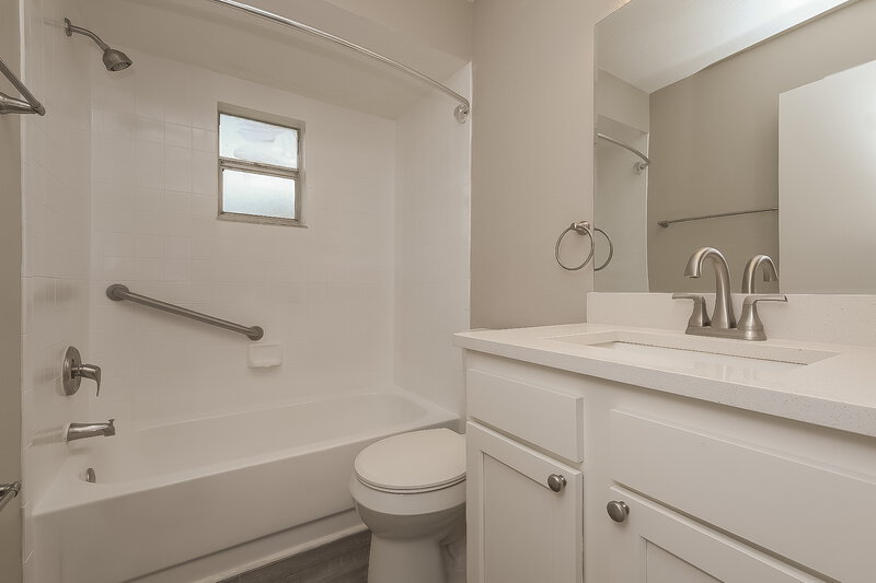 2,225/Mo, 4360 Grandwood Ln New Port Richey, FL 34653 Bedroom View 3
