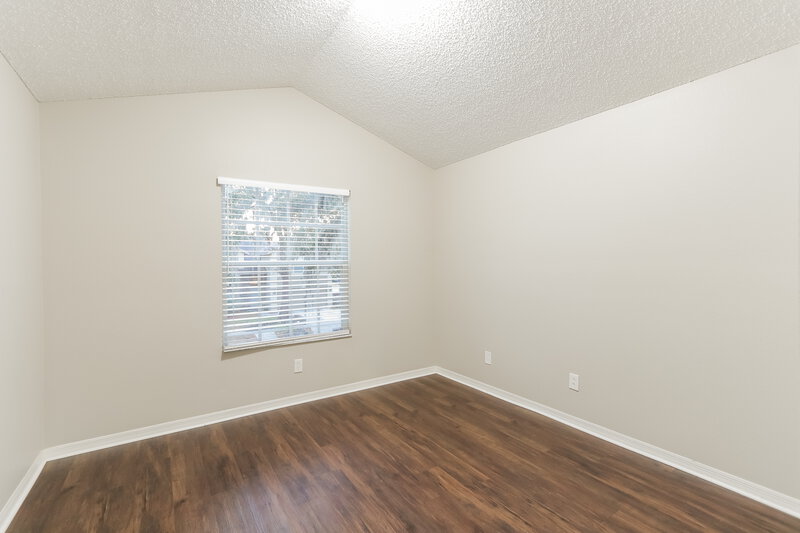 2,575/Mo, 2306 Needham Dr Valrico, FL 33596 Bedroom View 2