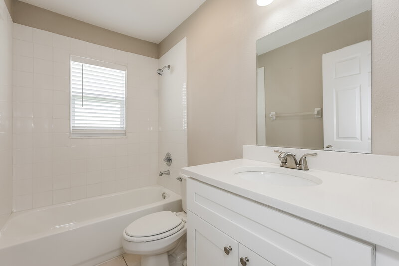 3,400/Mo, 34406 Smart Dr Zephyrhills, FL 33541 Bathroom View