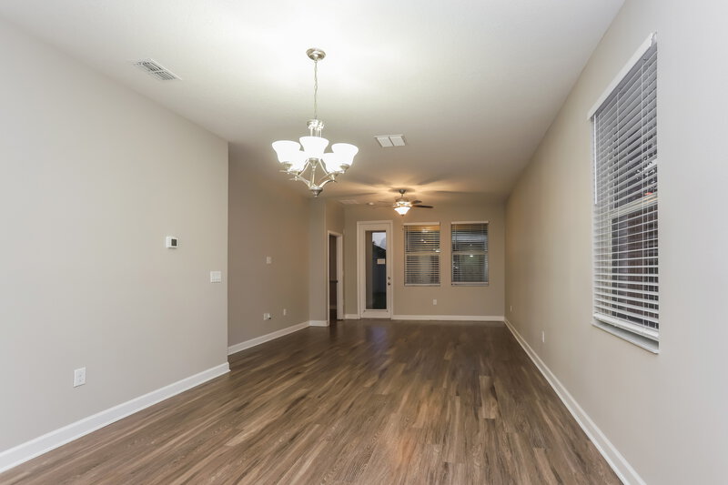 2,165/Mo, 9943 Ivory Dr Ruskin, FL 33573 Living Room View