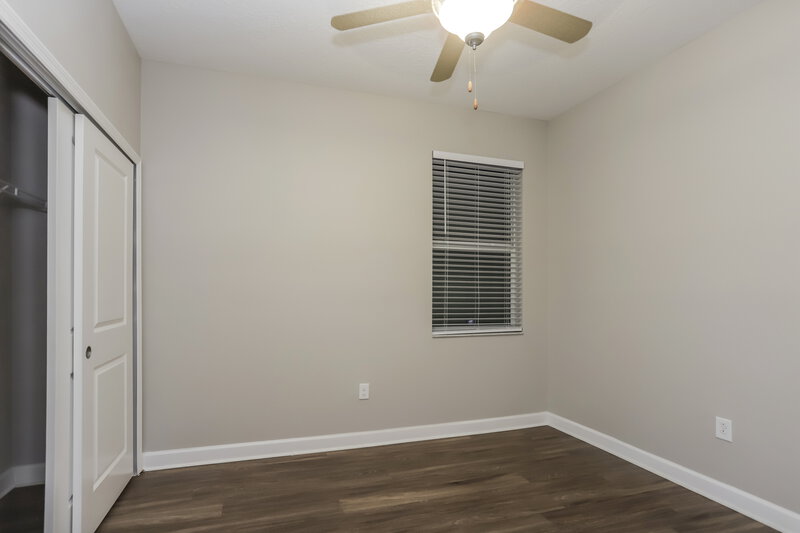 2,165/Mo, 9943 Ivory Dr Ruskin, FL 33573 Bedroom View