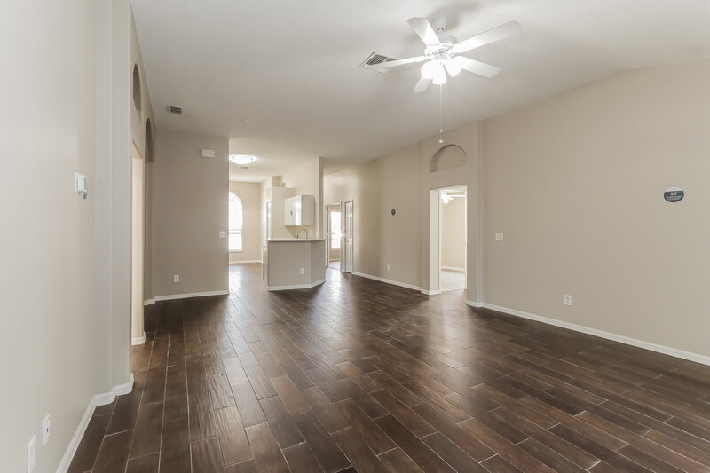 2,405/Mo, 19009 Weatherstone Dr Tampa, FL 33647 Misc View