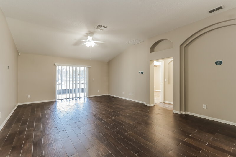 2,405/Mo, 19009 Weatherstone Dr Tampa, FL 33647 Misc View 2