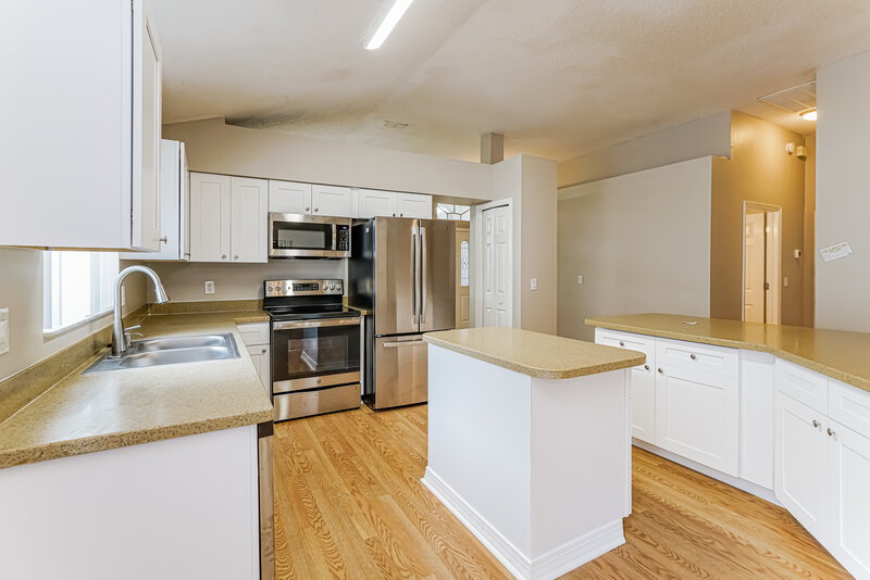 4,150/Mo, 7716 Marbella Creek Ave Tampa, FL 33615 Misc View 6