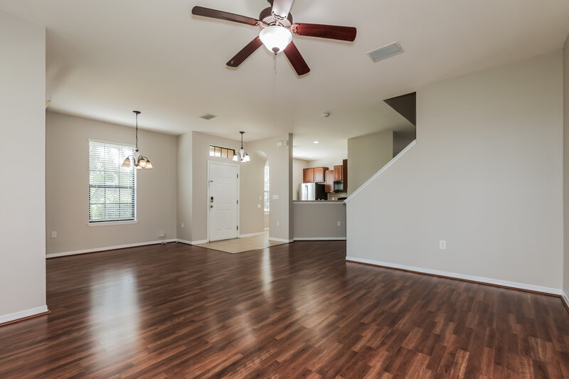 1,935/Mo, 5511 Kinglethill Dr Lithia, FL 33547 Living Room View 3
