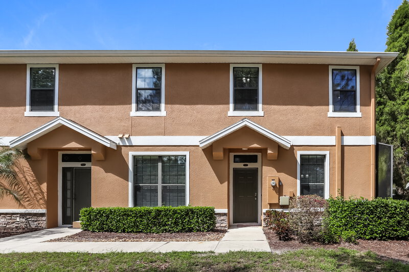 2,260/Mo, 5511 Kinglethill Dr Lithia, FL 33547 Rear View