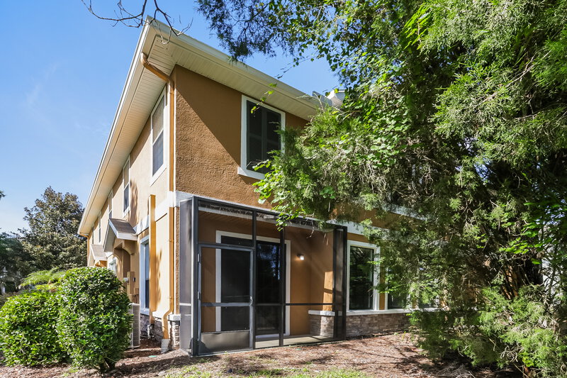 1,935/Mo, 5511 Kinglethill Dr Lithia, FL 33547 Rear View