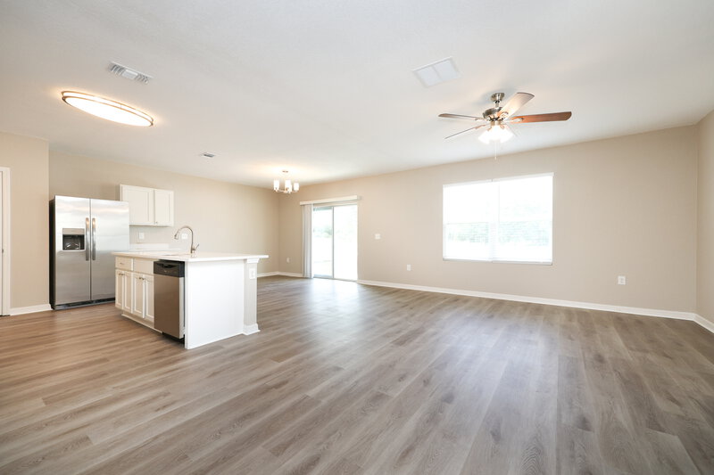 2,495/Mo, 10430 Whispering Hammock Dr Riverview, FL 33578 Living Room View 2