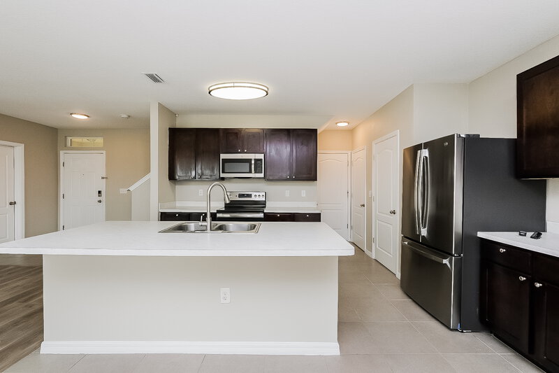 2,530/Mo, 10430 Whispering Hammock Dr Riverview, FL 33578 Kitchen View