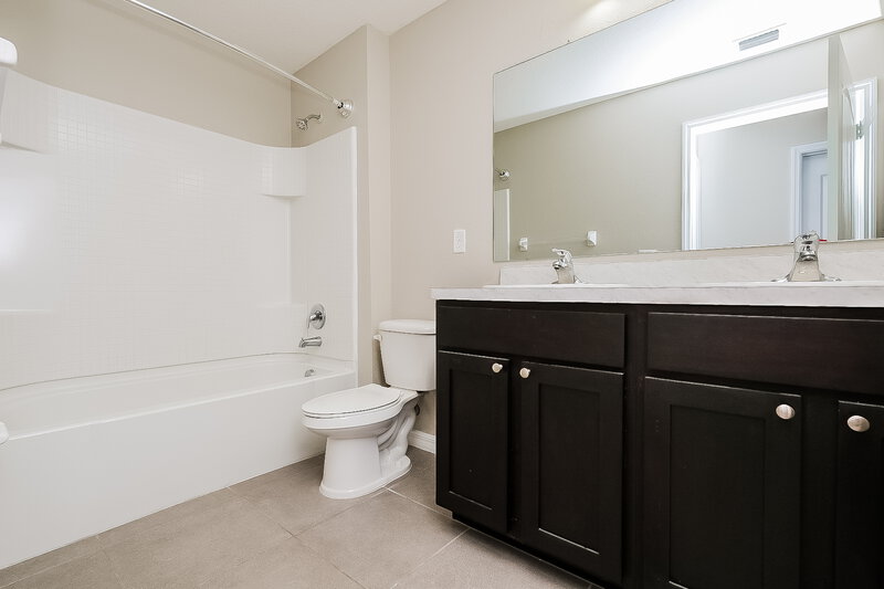 2,530/Mo, 10430 Whispering Hammock Dr Riverview, FL 33578 Bathroom View