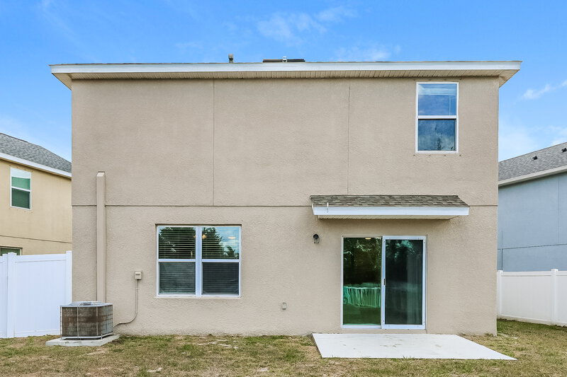 2,520/Mo, 10430 Whispering Hammock Dr Riverview, FL 33578 Rear View