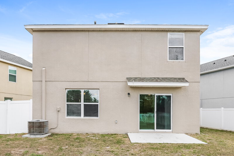 2,495/Mo, 10430 Whispering Hammock Dr Riverview, FL 33578 Rear View