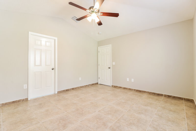 2,175/Mo, 27750 Breakers Dr Wesley Chapel, FL 33544 Main Bedroom View 2