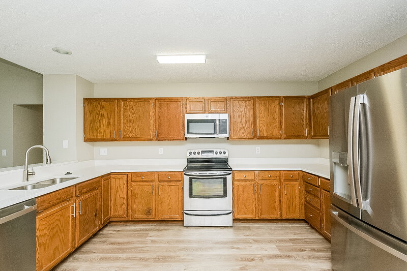 2,770/Mo, 9519 Pebble Glen Ave Tampa, FL 33647 Kitchen View