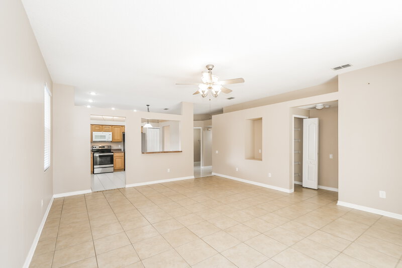 4,610/Mo, 5512 Terrain de Golf Dr Lutz, FL 33558 Family Room View
