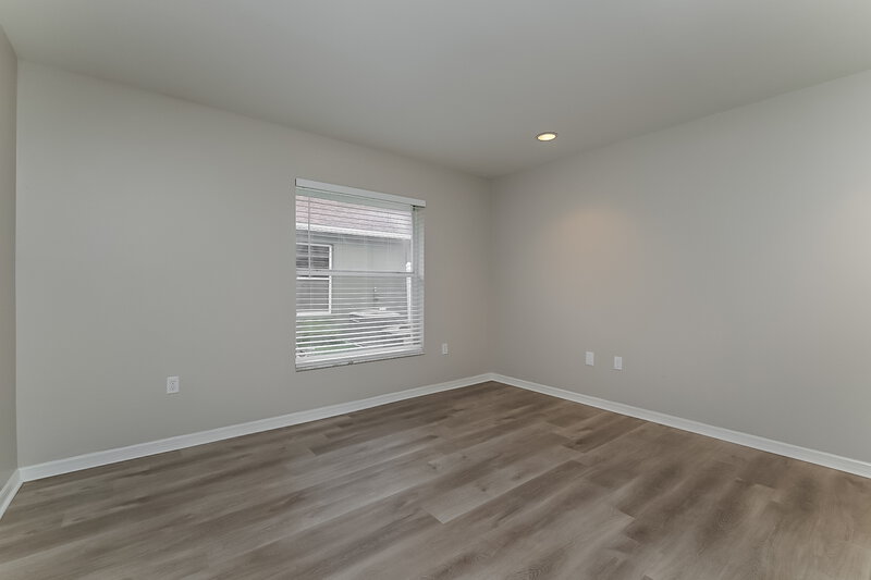 2,450/Mo, 2002 Alafia Oaks Dr Valrico, FL 33596 Bedroom View 3