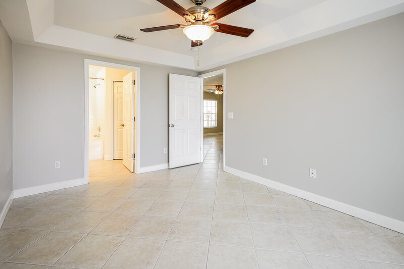 3,740/Mo, 22723 Saint Thomas Cir Lutz, FL 33549 Master Bedroom View