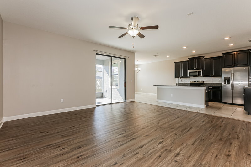 2,315/Mo, 9935 Ivory Dr Ruskin, FL 33573 Living Room View