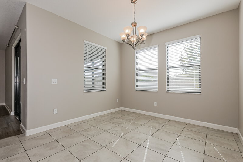 2,315/Mo, 9935 Ivory Dr Ruskin, FL 33573 Dining Room View