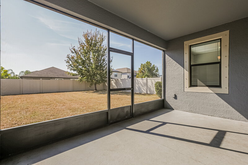 2,315/Mo, 9935 Ivory Dr Ruskin, FL 33573 Sun Room View