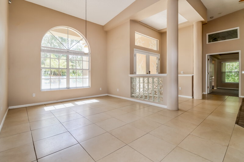 3,270/Mo, 1484 E Lake Woodlands Pkwy Oldsmar, FL 34677 Dining Room View
