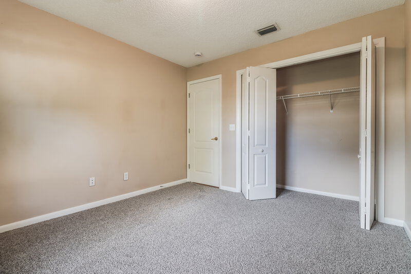 3,270/Mo, 1484 E Lake Woodlands Pkwy Oldsmar, FL 34677 Bedroom View 2