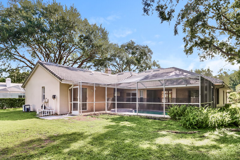 3,270/Mo, 1484 E Lake Woodlands Pkwy Oldsmar, FL 34677 Rear View