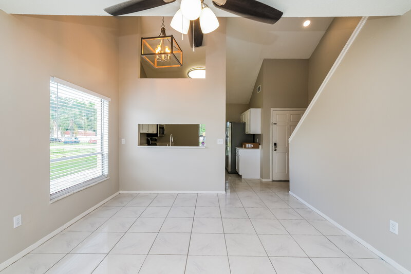 2,480/Mo, 3447 Laurel Dale Dr Tampa, FL 33618 Misc View 3