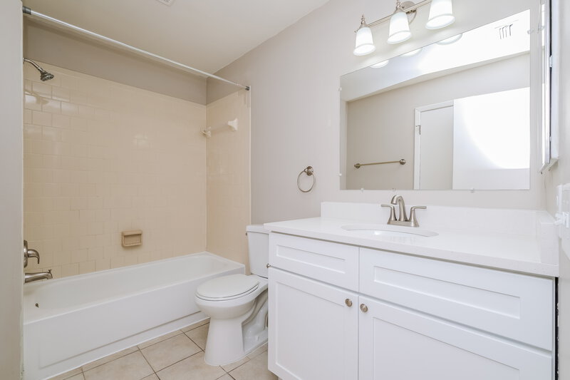 2,480/Mo, 3447 Laurel Dale Dr Tampa, FL 33618 Misc View 12