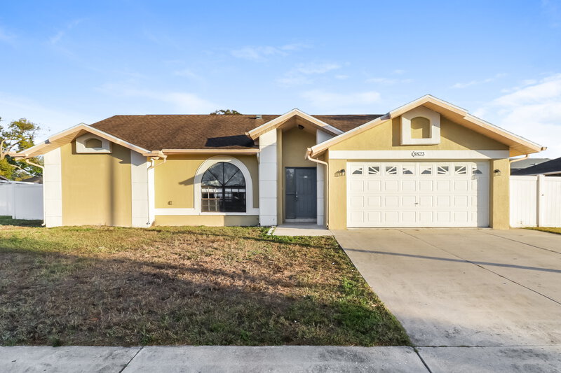 2,260/Mo, 8823 Gum Tree Ave New Port Richey, FL 34653 External View
