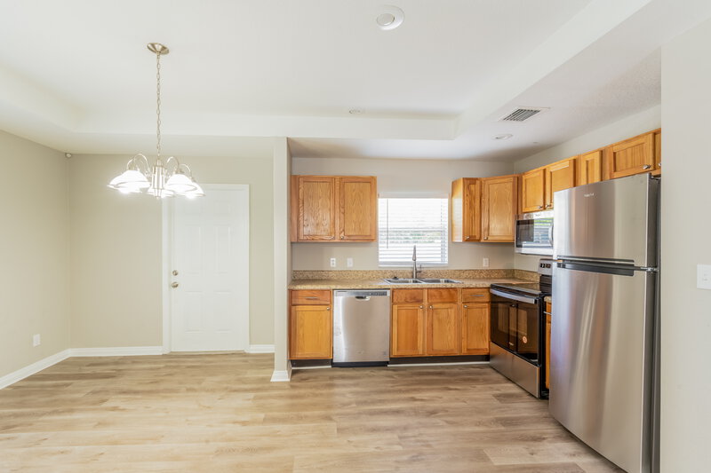 2,550/Mo, 674 15th Ave S Saint Petersburg, FL 33701 Misc View 5