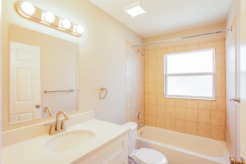 2,550/Mo, 674 15th Ave S Saint Petersburg, FL 33701 Misc View 13