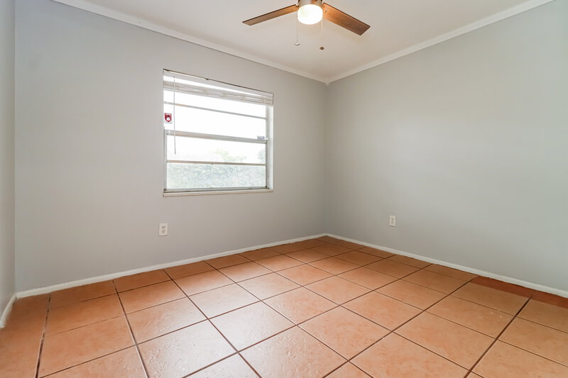 2,200/Mo, 14609 Knoll Ridge Dr Tampa, FL 33625 Bedroom View