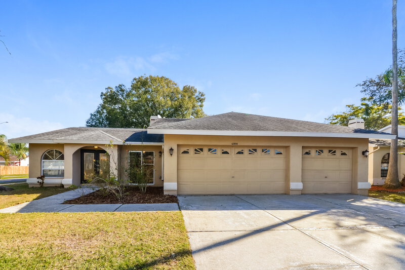 2,480/Mo, 12914 Astorwood Pl Riverview, FL 33579 External View