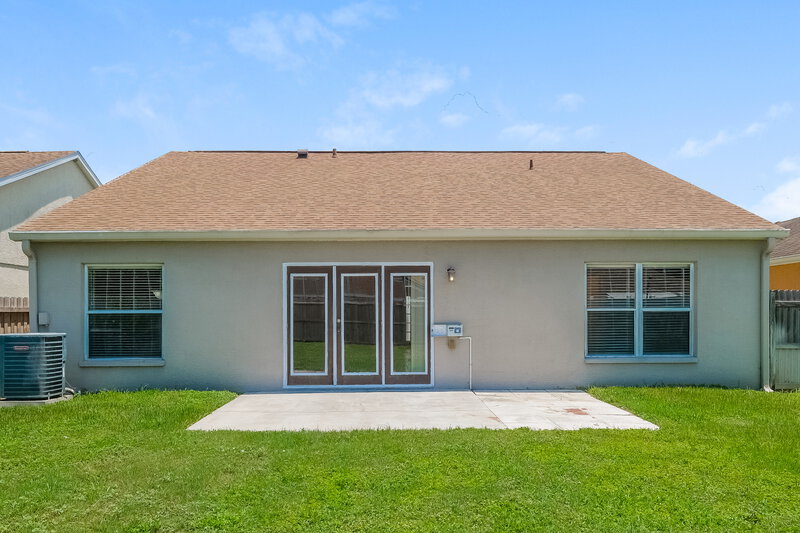 2,155/Mo, 10408 Hallmark Blvd Riverview, FL 33578 Rear View