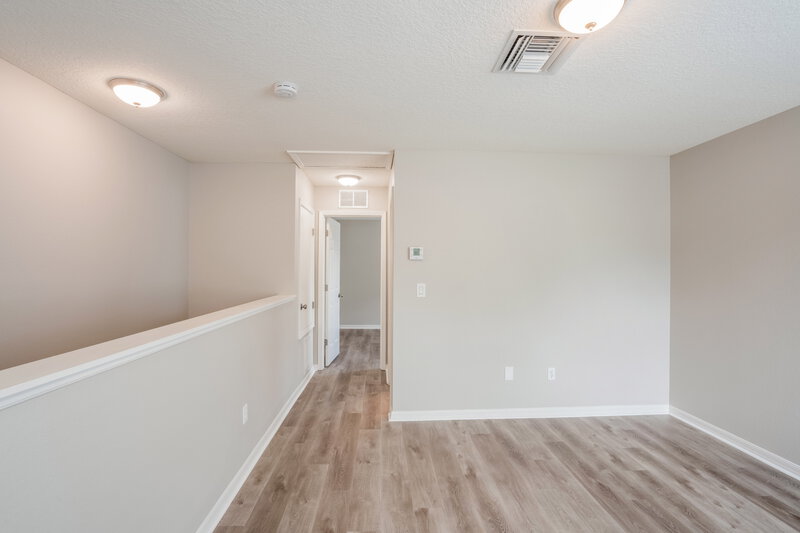 3,500/Mo, 11410 Blue Lilac Ave Riverview, FL 33578 Loft View