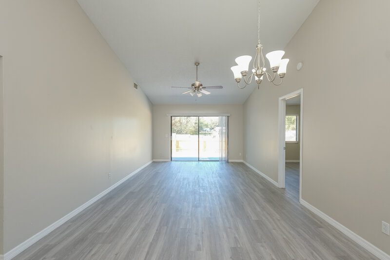 2,245/Mo, 12368 Witheridge Dr Tampa, FL 33624 Living Room View