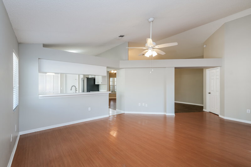 2,265/Mo, 28454 Meadowrush Way Wesley Chapel, FL 33543 Living Room View 2