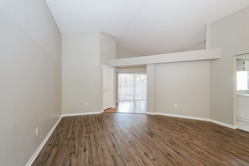 2,265/Mo, 28454 Meadowrush Way Wesley Chapel, FL 33543 Family Room View 2